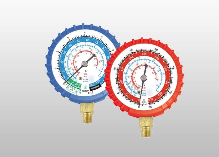 Refrigeration pressure gauge pair, blue (low) / red (high)